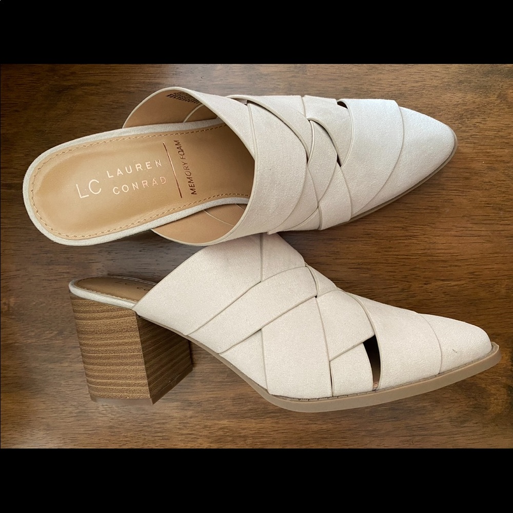 Lauren Conrad shoes*mark on shoe**